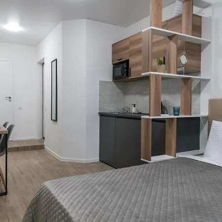 Myfreedom Апартаменти 5Хв Від М Бориспільська Kyiv Room photo