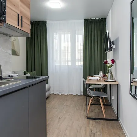 Myfreedom Апартаменти 5Хв Від М Бориспільська Kyiv Room photo